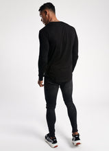 Load image into Gallery viewer, GK Basis Longsleeve Tee - Black
